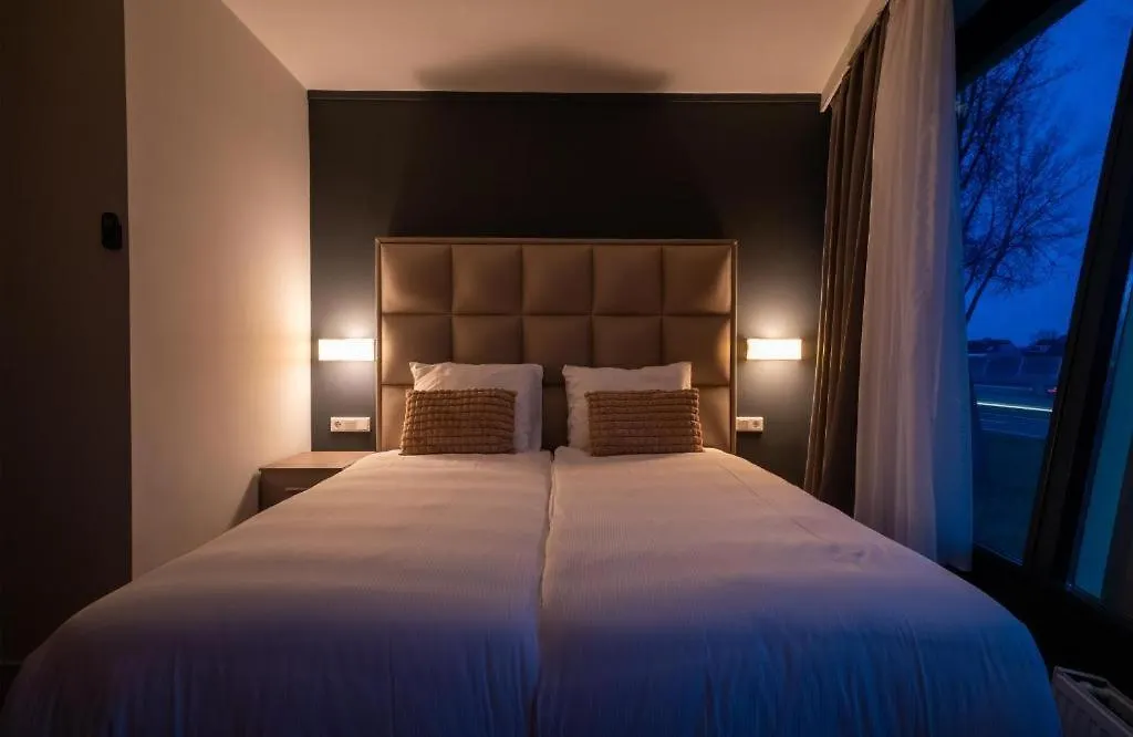 Ma Airport Hotel Hoofddorp 3*,  Niederlande